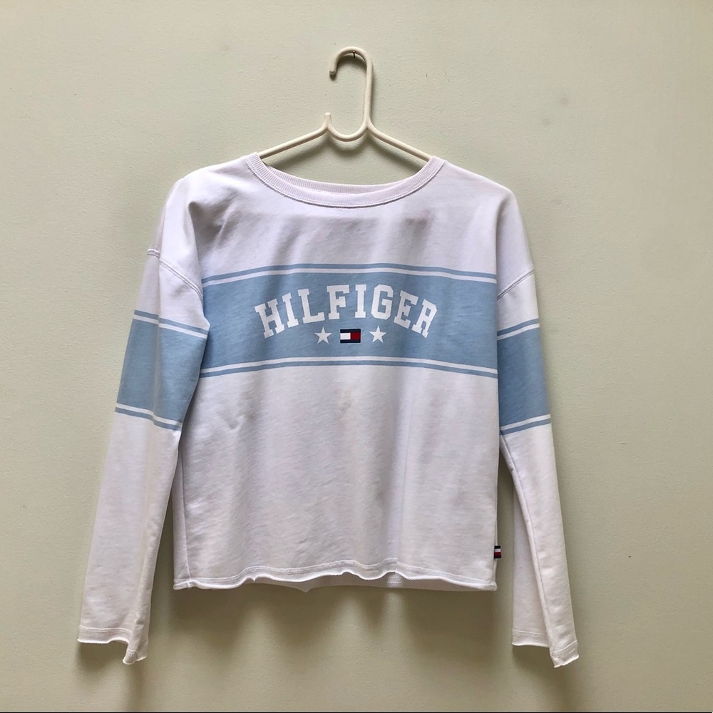 Tommy Hilfiger Blue Long-sleeved Crop top